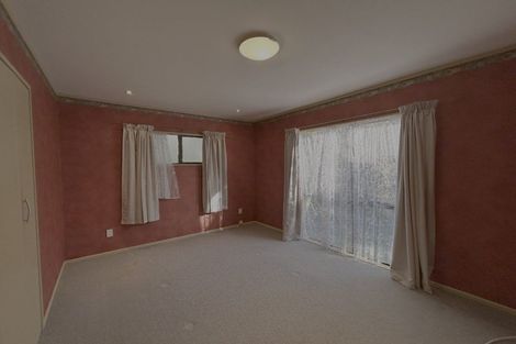 Photo of property in 9 Monarch Grove, Maoribank, Upper Hutt, 5018