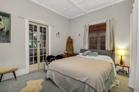 Photo of property in 9 Moa Road, Point Chevalier, Auckland, 1022