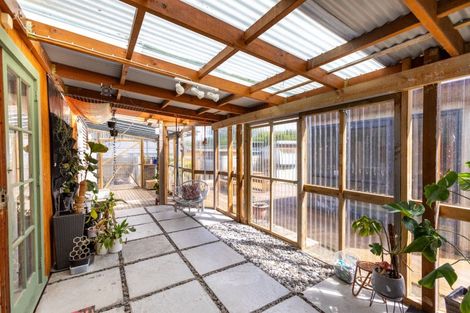 Photo of property in 21 Vogel Street, Woodville, 4920