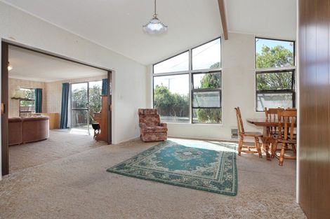 Photo of property in 71 Thames Street, Rongotea, 4476