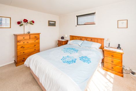Photo of property in 5 Gibson Place, Dannevirke, 4930