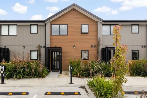 Photo of property in 3/25 Hargest Crescent, Sydenham, Christchurch, 8023