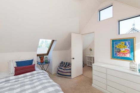 Photo of property in 38 Atarangi Road, Greenlane, Auckland, 1051