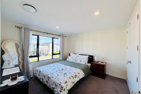 Photo of property in 17 Babos Avenue, Kumeu, 0810