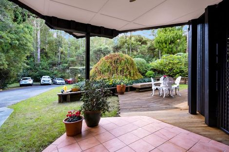 Photo of property in 19 Fawcett Road, Laingholm, Auckland, 0604