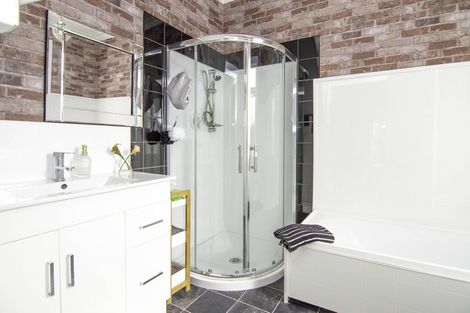 Photo of property in 57 Limbrick Street, Terrace End, Palmerston North, 4410