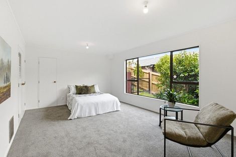 Photo of property in 61 Amapur Drive, Khandallah, Wellington, 6035