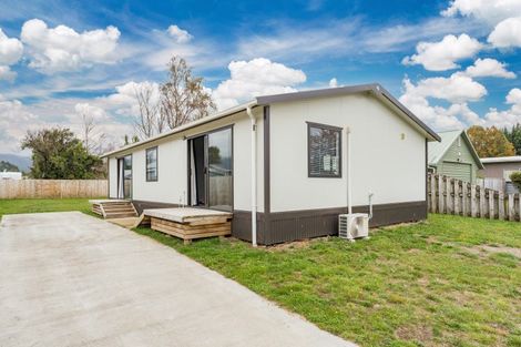 Photo of property in 37 Te Iwiheke Place, Turangi, 3334