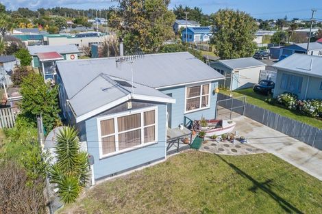 Photo of property in 69 Koputara Road, Himatangi Beach, Foxton, 4891