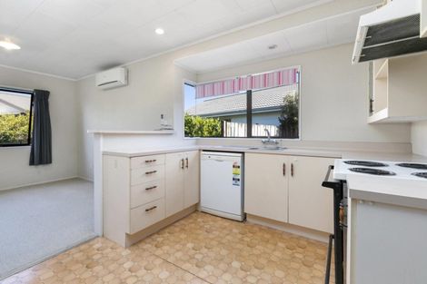 Photo of property in 18a Ngarimu Place, Mount Maunganui, 3116