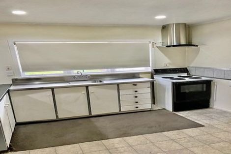 Photo of property in 132 Russell Road, Manurewa, Auckland, 2102