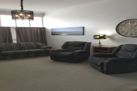 Photo of property in 129 Bridge Street, Eltham, 4322