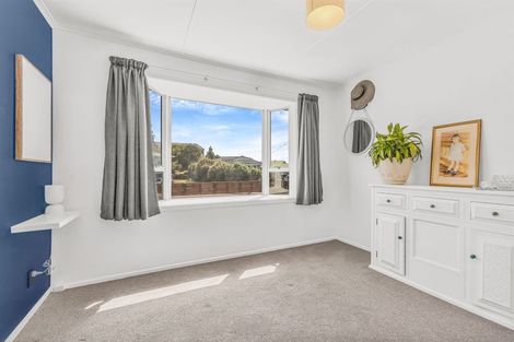 Photo of property in 26 Trafalgar Street, Westown, New Plymouth, 4310