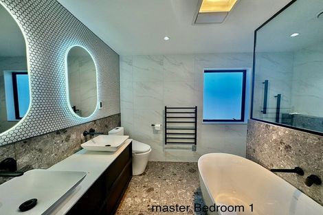 Photo of property in 12 Caldwell Place, Pinehill, Auckland, 0632