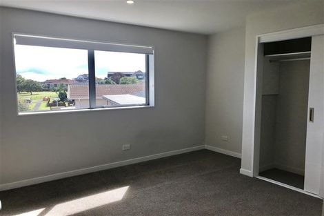 Photo of property in 50a Lewisham Street, Highland Park, Auckland, 2010