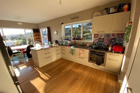 Photo of property in 7 Longhurst Terrace, Cashmere, Christchurch, 8022