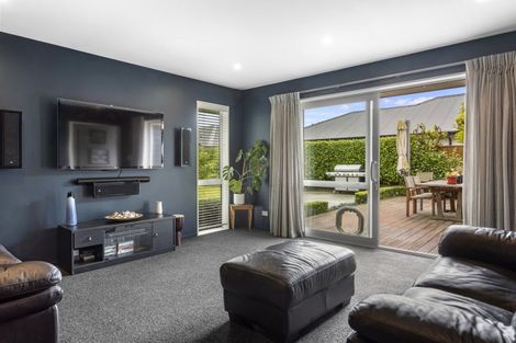 Photo of property in 8 Beech Drive, Rangiora, 7400