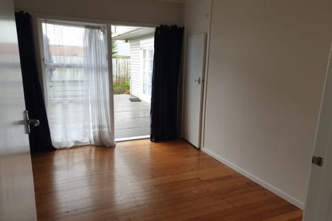 Photo of property in 51 Beaumonts Way, Manurewa, Auckland, 2102