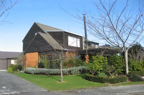 Photo of property in 13 Niddry Crescent, Winton, 9720