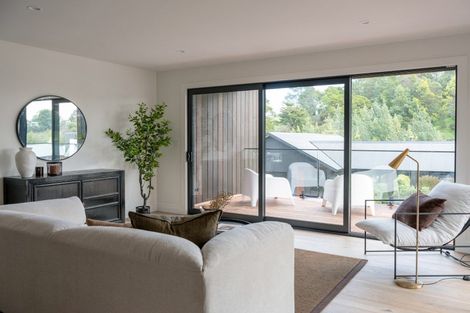 Photo of property in 17 Taruna Place, Havelock North, 4130