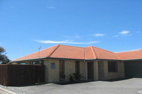 Photo of property in 33a Cossar Street, Burwood, Christchurch, 8083