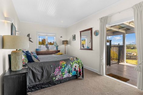 Photo of property in 956 Oneriri Road, Kaiwaka, 0573