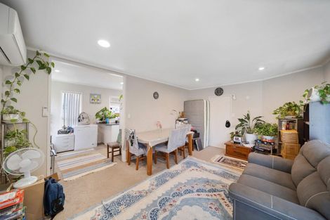 Photo of property in 3 Ilford Crescent, Mangere, Auckland, 2022