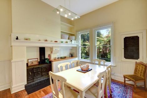 Photo of property in Claremont House, 24 Melrose Street, Roslyn, Dunedin, 9010