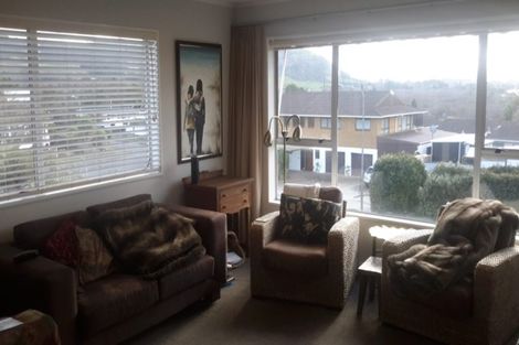 Photo of property in 3a Leo Place, Kawaha Point, Rotorua, 3010