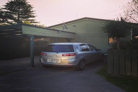 Photo of property in 3/35 Springs Road, Parakai, 0830