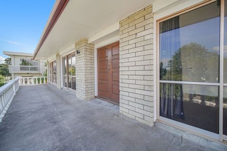 Photo of property in 2 Icarus Place, Half Moon Bay, Auckland, 2012