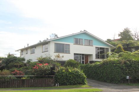 Photo of property in 142 Govett Avenue, Frankleigh Park, New Plymouth, 4310