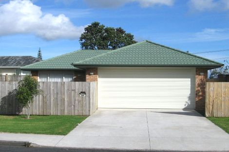 Photo of property in 39a Wharf Road, Te Atatu Peninsula, Auckland, 0610