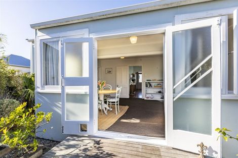 Photo of property in 95 Wellesley Road, Napier South, Napier, 4110
