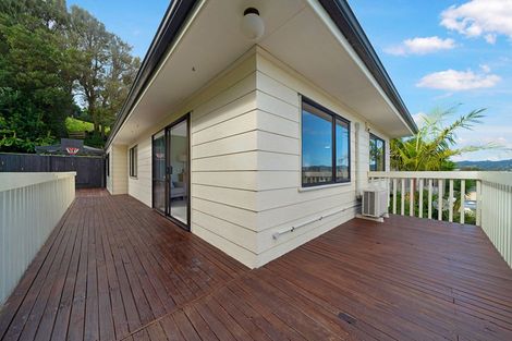Photo of property in 2/31 Rangeview Road, Sunnyvale, Auckland, 0612