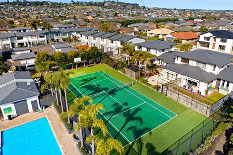 Photo of property in 34/2 Armoy Drive, East Tamaki, Auckland, 2016