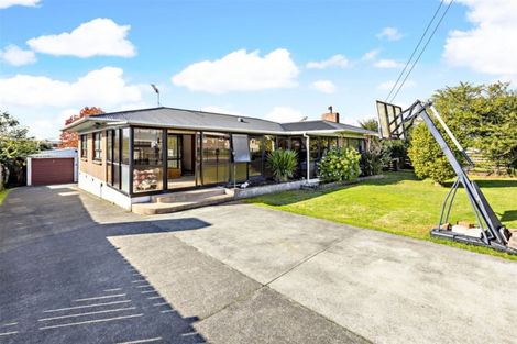 Photo of property in 3 Hollinbrigg Place, Manurewa, Auckland, 2102