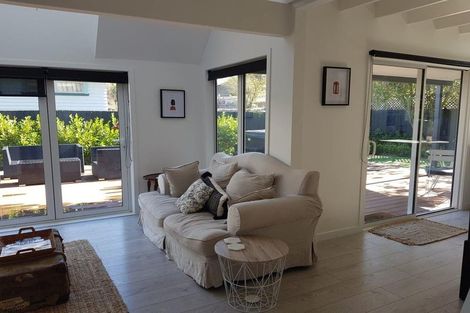 Photo of property in 98a Memorial Avenue, Ilam, Christchurch, 8053