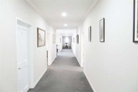 Photo of property in 71 Hokonui Drive, Gore, 9710