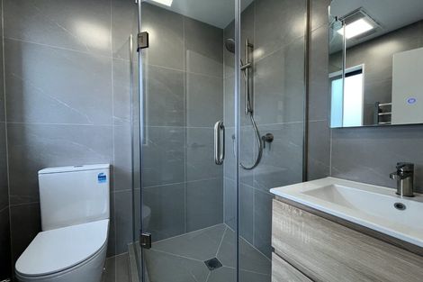 Photo of property in 1/131 Lancaster Road, Beach Haven, Auckland, 0626