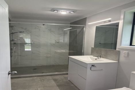 Photo of property in 24 Caltra Place, East Tamaki, Auckland, 2016