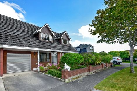 Photo of property in 2/19 Brogar Place, Casebrook, Christchurch, 8051