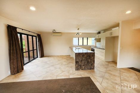 Photo of property in 2/221 Manuka Road, Bayview, Auckland, 0629