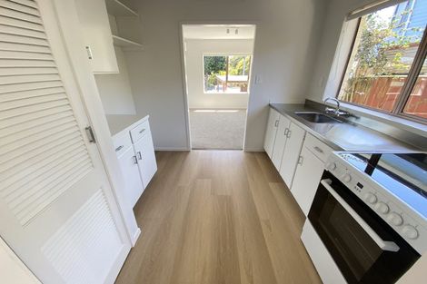 Photo of property in 1/6 Philson Terrace, Browns Bay, Auckland, 0630