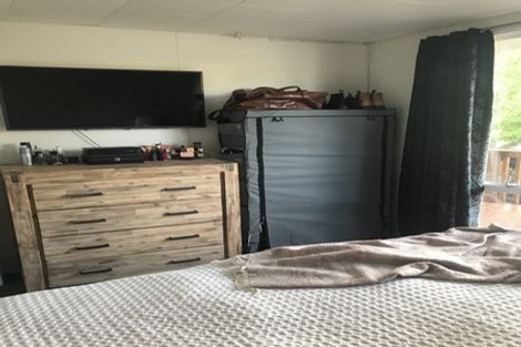 Photo of property in 1/109 Oreil Avenue, West Harbour, Auckland, 0618