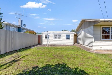Photo of property in 32 Parsons Avenue, Levin, 5510