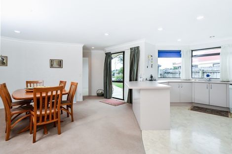 Photo of property in 73 Endeavour Avenue, Flagstaff, Hamilton, 3210