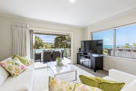 Photo of property in 1/14 Beechwood Road, Rothesay Bay, Auckland, 0630