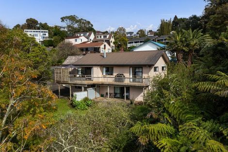 Photo of property in 2/64 Langana Avenue, Browns Bay, Auckland, 0630