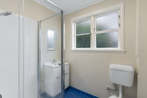 Photo of property in 1/15 Otakau Road, Milford, Auckland, 0620